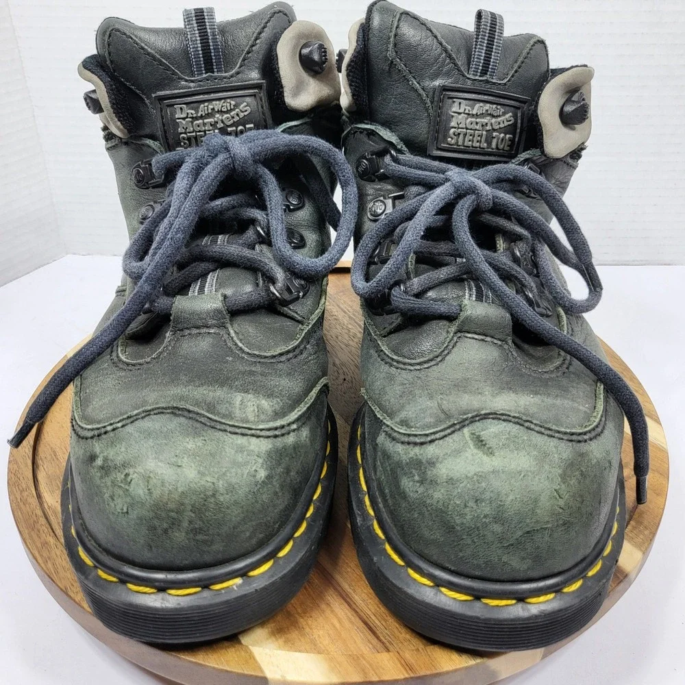 Dr. Martens Men's 8877 Steel Toe‎ Made in England Vintage Work Boots UK 7 US 8